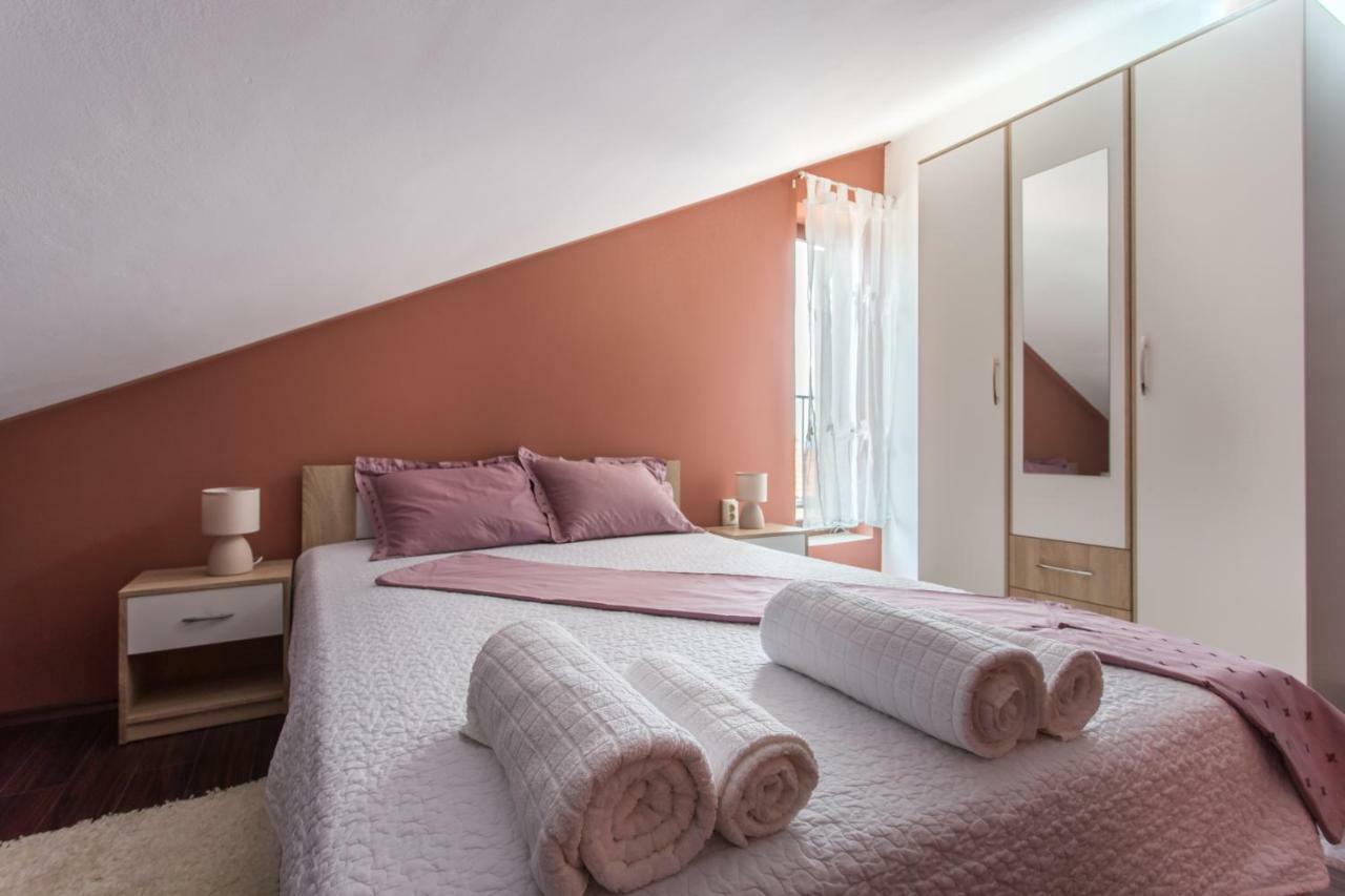 Apartments Tb Porat  Luaran gambar